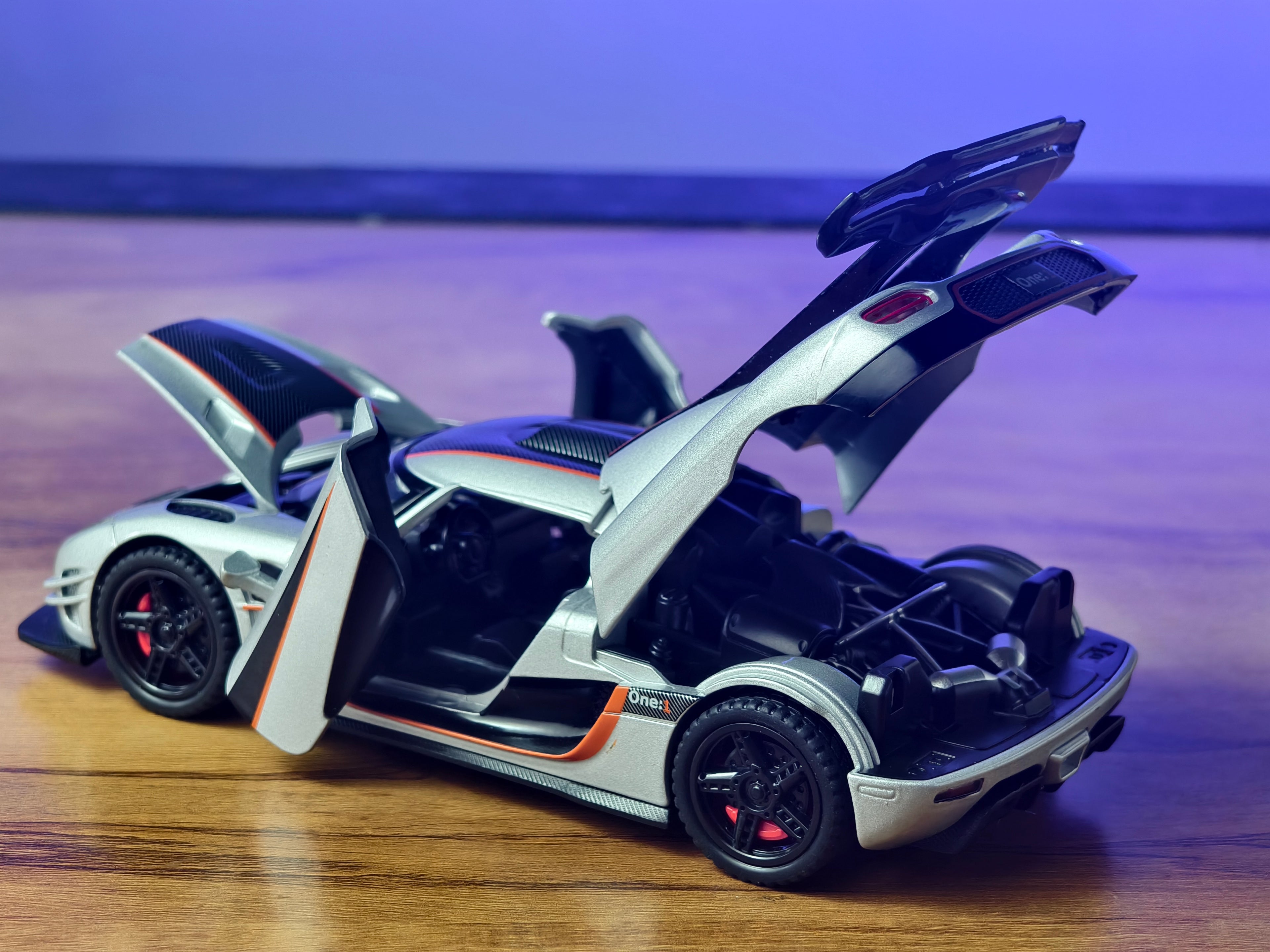 Koenigsegg One:1 1:32 Scale Premium Detailing
