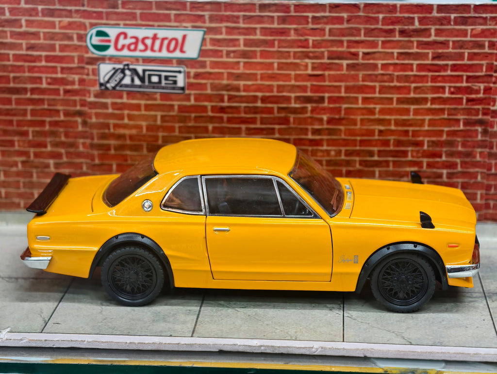 Nissan Skyline GT-R 1969 Model 1:22 Scale Premium Detailing