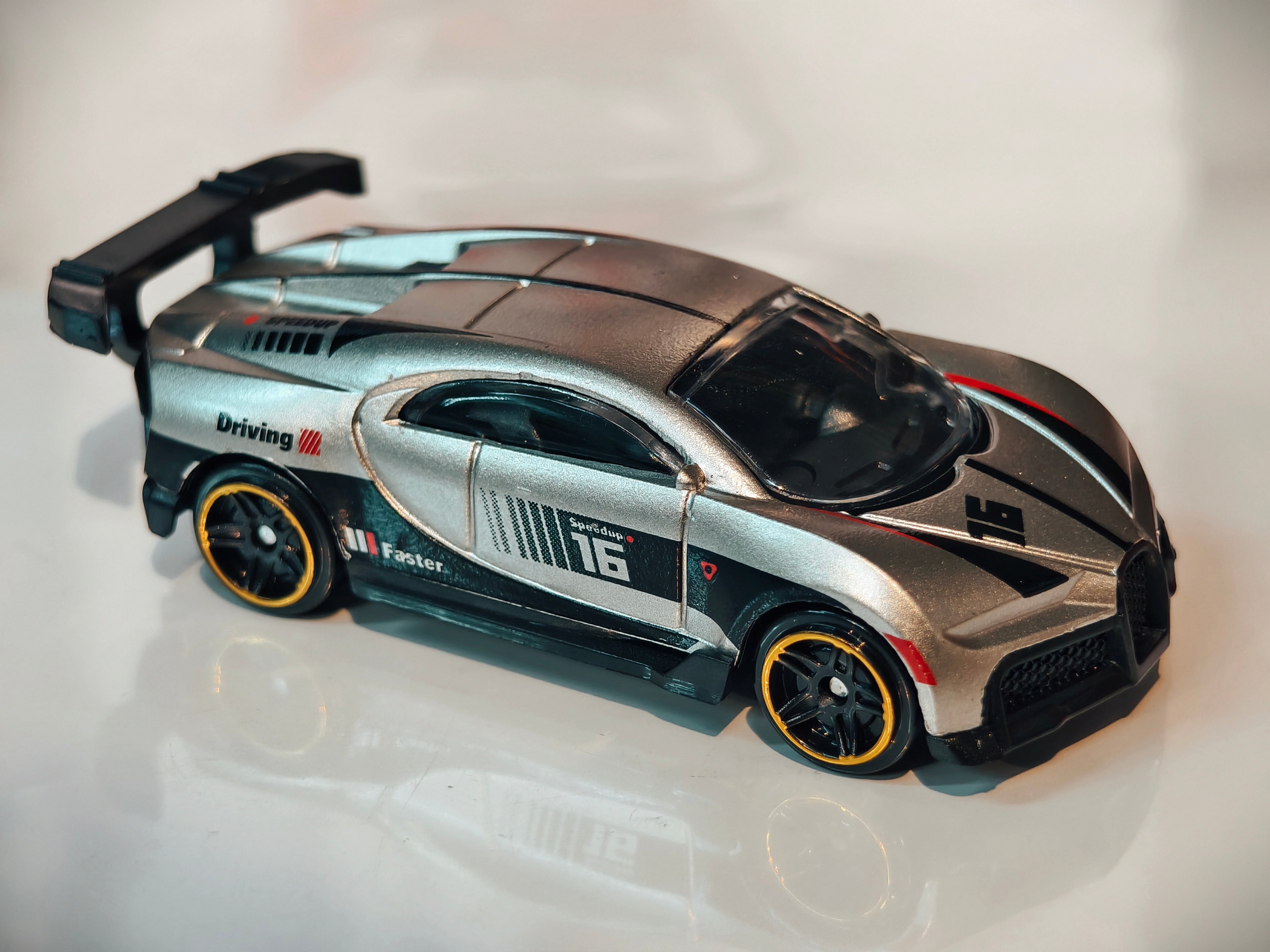Bugatti Chiron 1:64 Scale in Acrylic Box