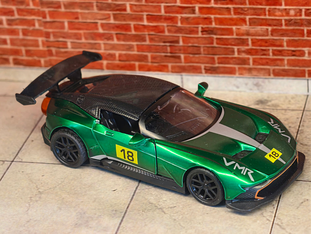 Aston Martin Vantage GT 4 1:36 Scale