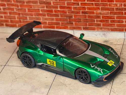 Aston Martin Vantage GT 4 1:36 Scale