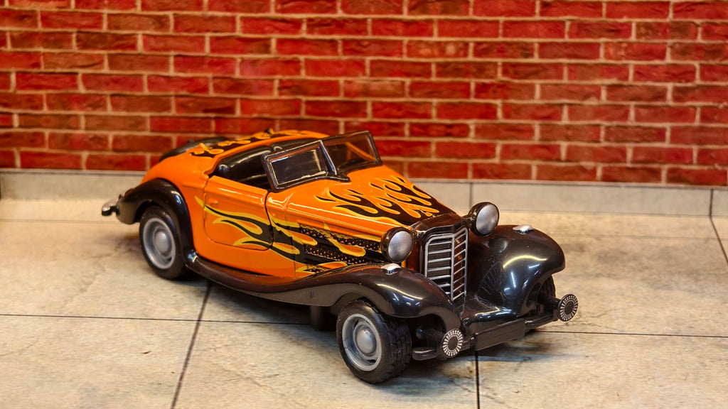 Vintage 1930s-style Roadster Mercedes-Benz 500K 1:36 Scale with Foldable Stand Box piece