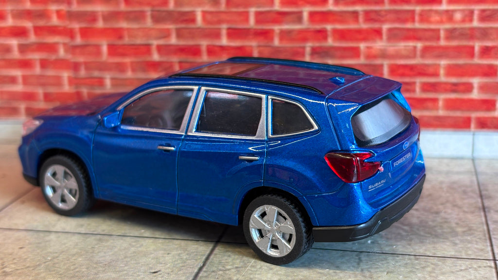 QY Official Licensed Subaru Forester 1:43 Scale Premium Detailing