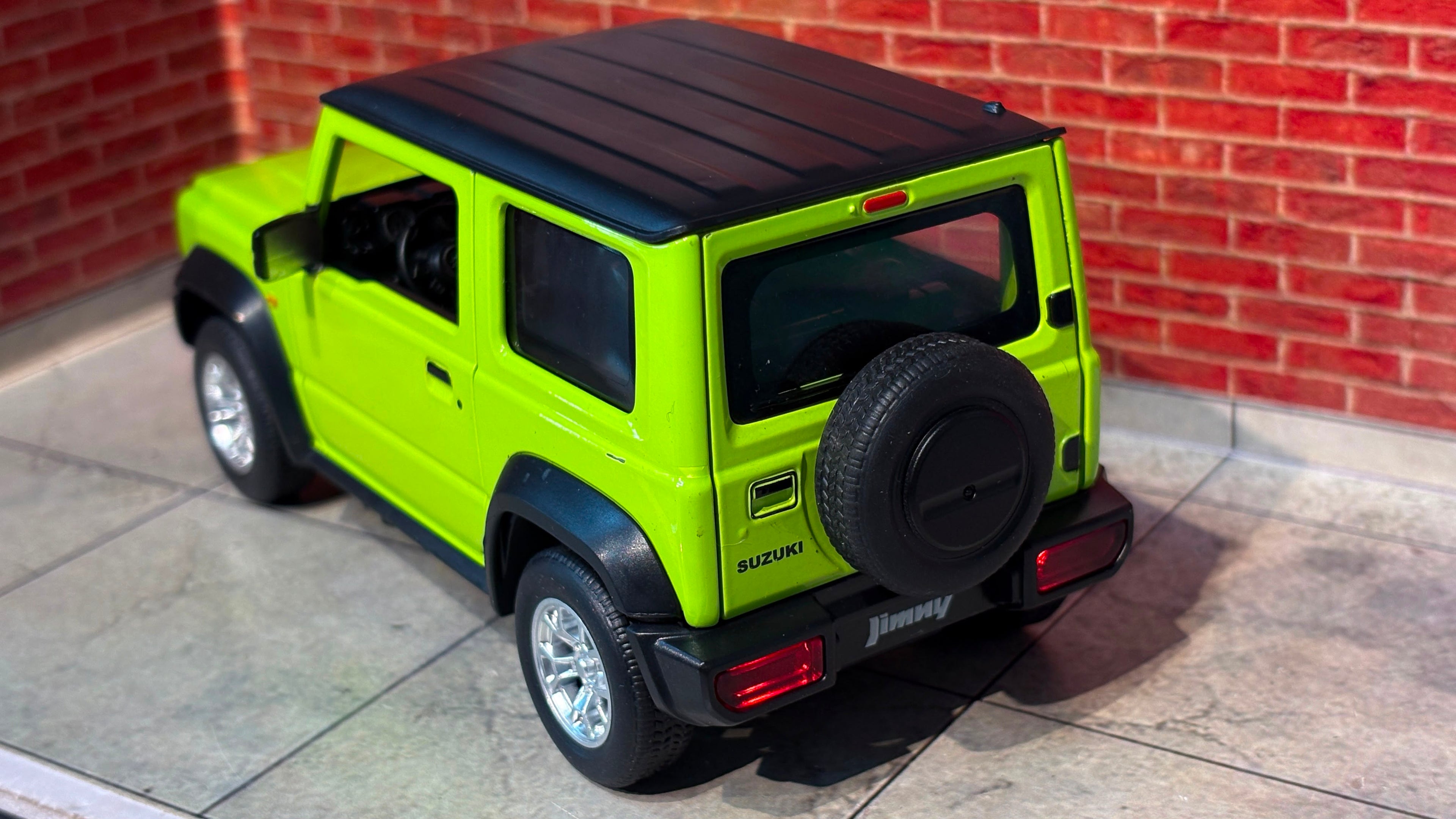 MSZ Official Licensed Suzuki Jimny 1:24 Scale