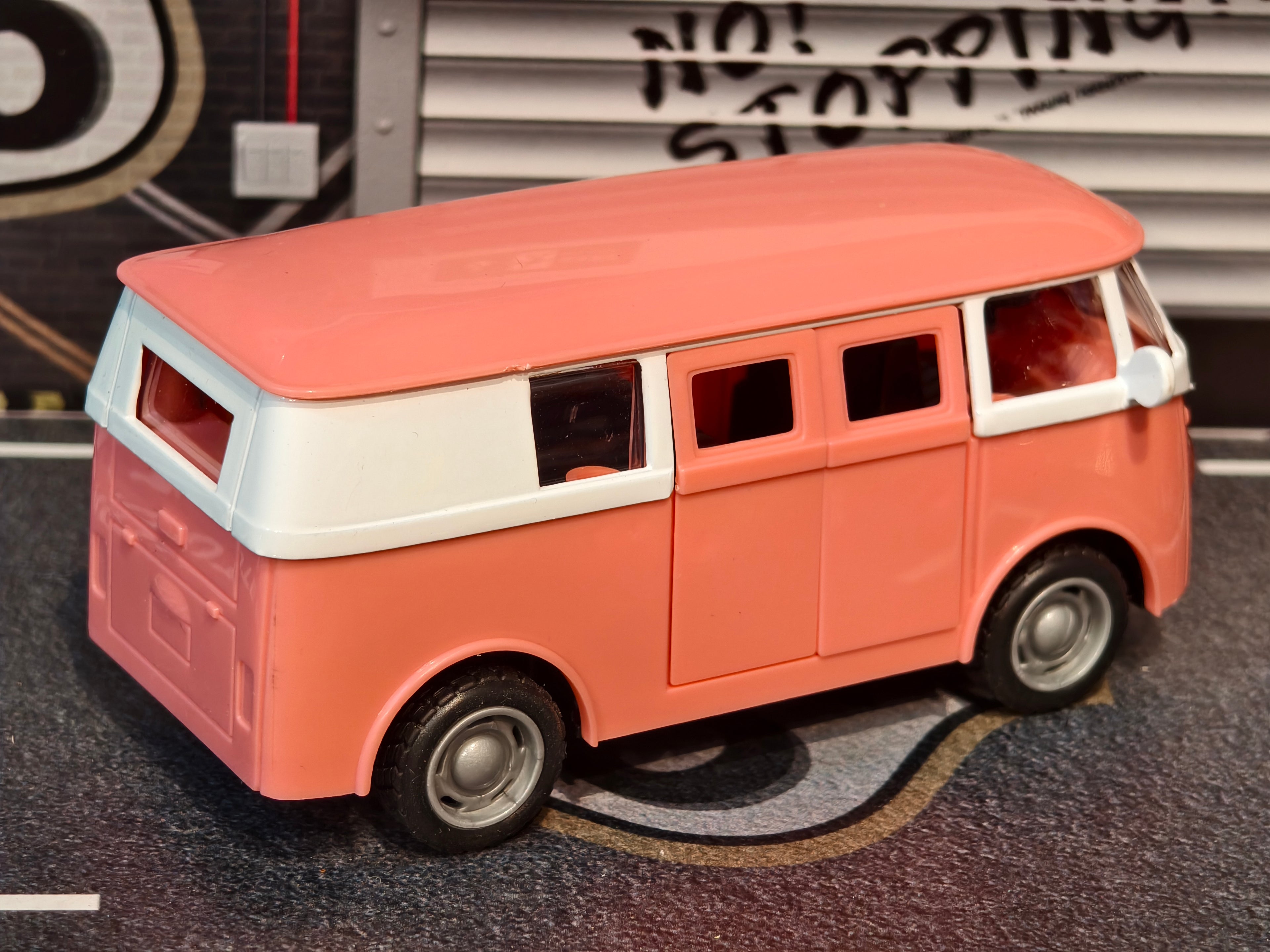 Volkswagen Kombi Van 1:36 Scale with Light and Sound Box Piece