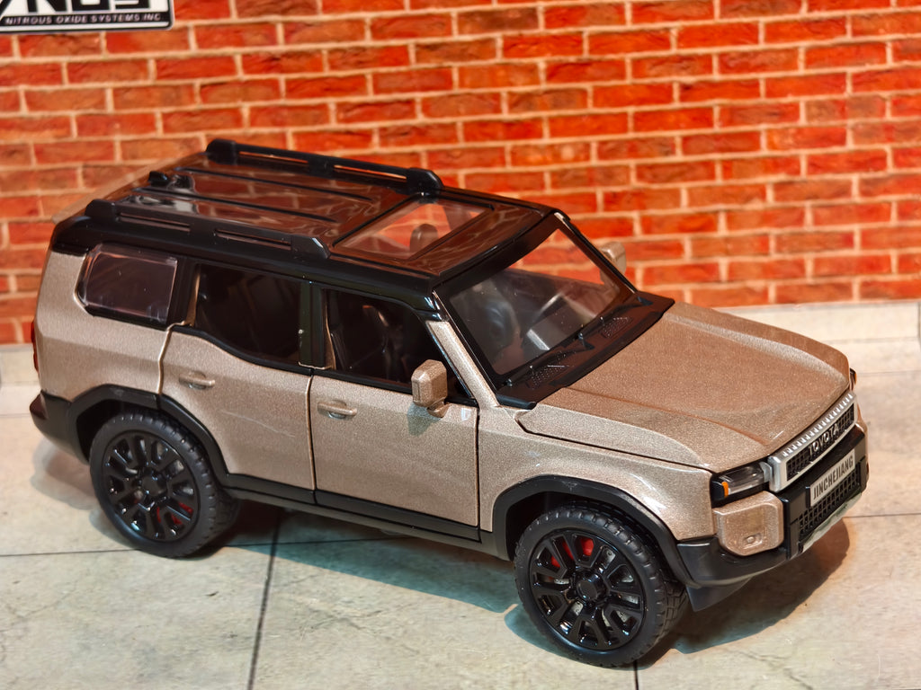 Toyota Land Cruiser Prado 1:32 Scale Premium Detailing