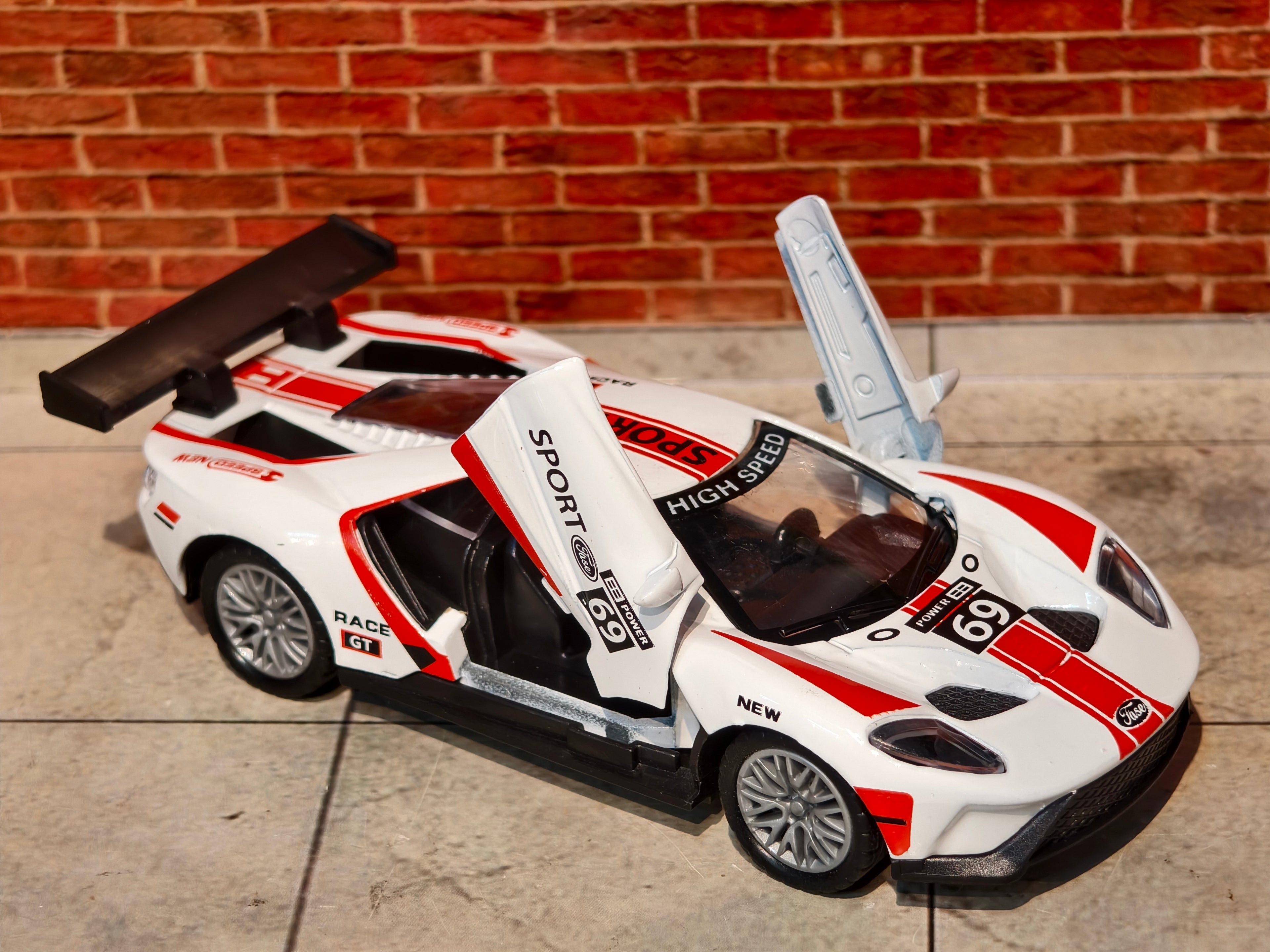 Ford GT 2017 1:36 Scale Racing Edition