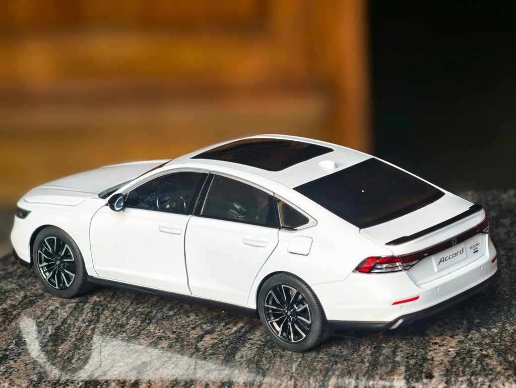 QY Toys Official Licensed Honda Accord 1:18 Scale Premium Diecast Car
