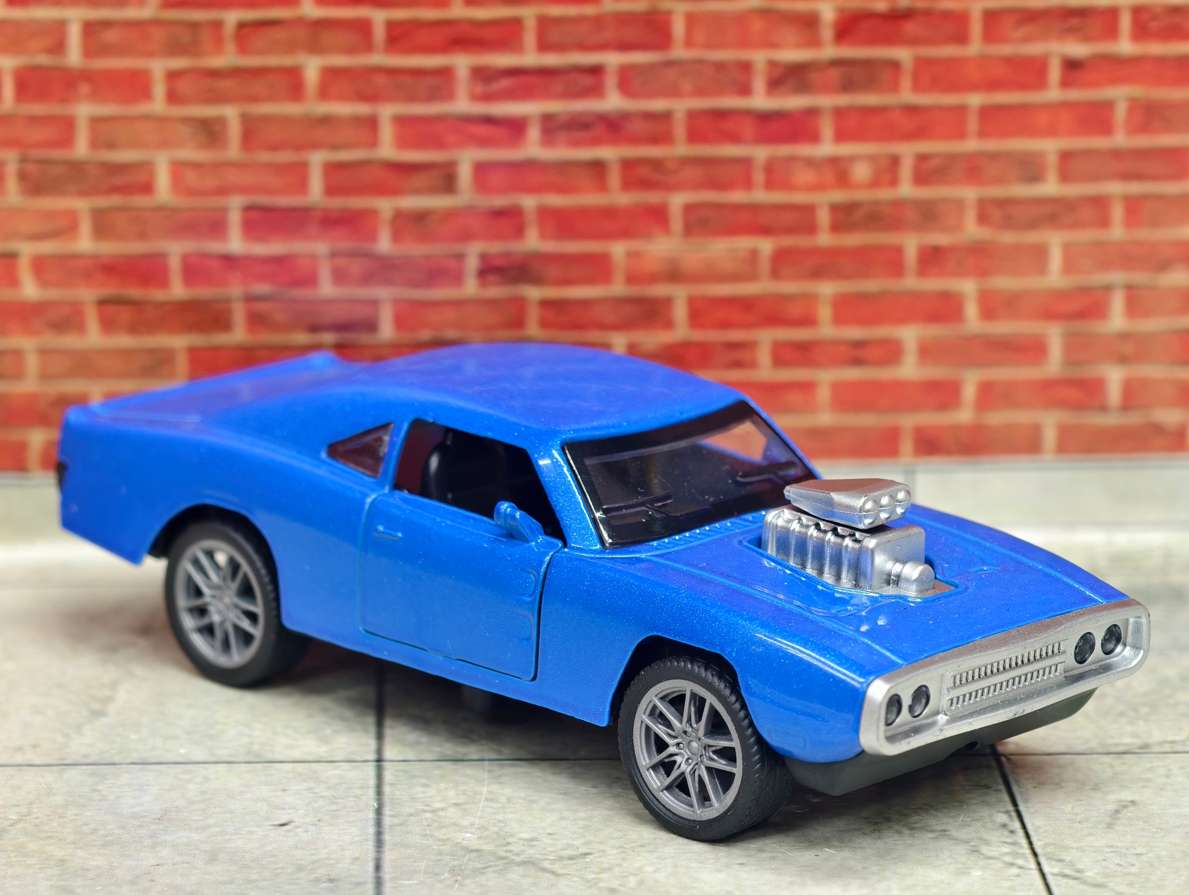 Dodge Charger 1:36 Scale Premium Detailing