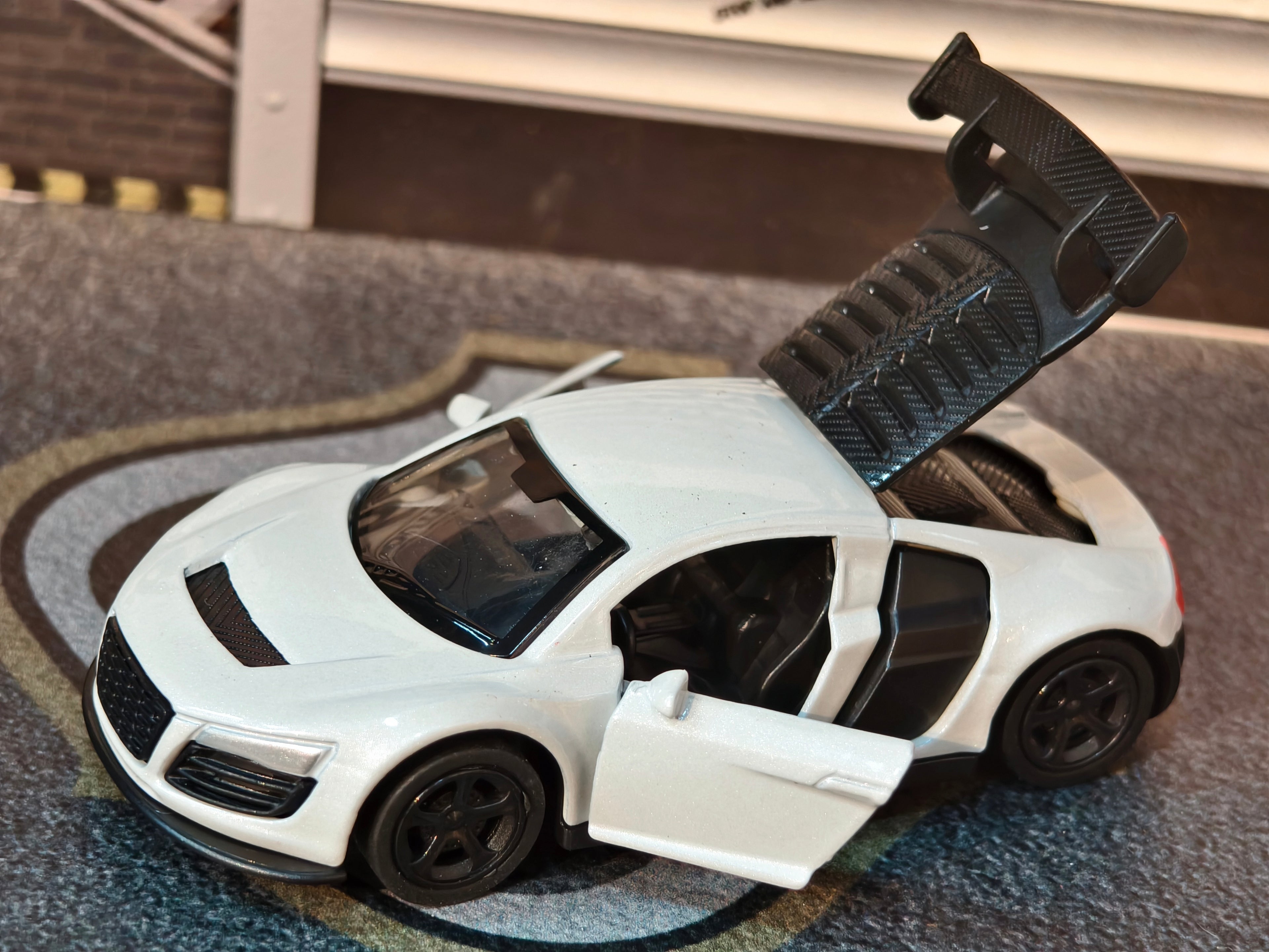 Audi R8 1:64 Scale Premium Detailing