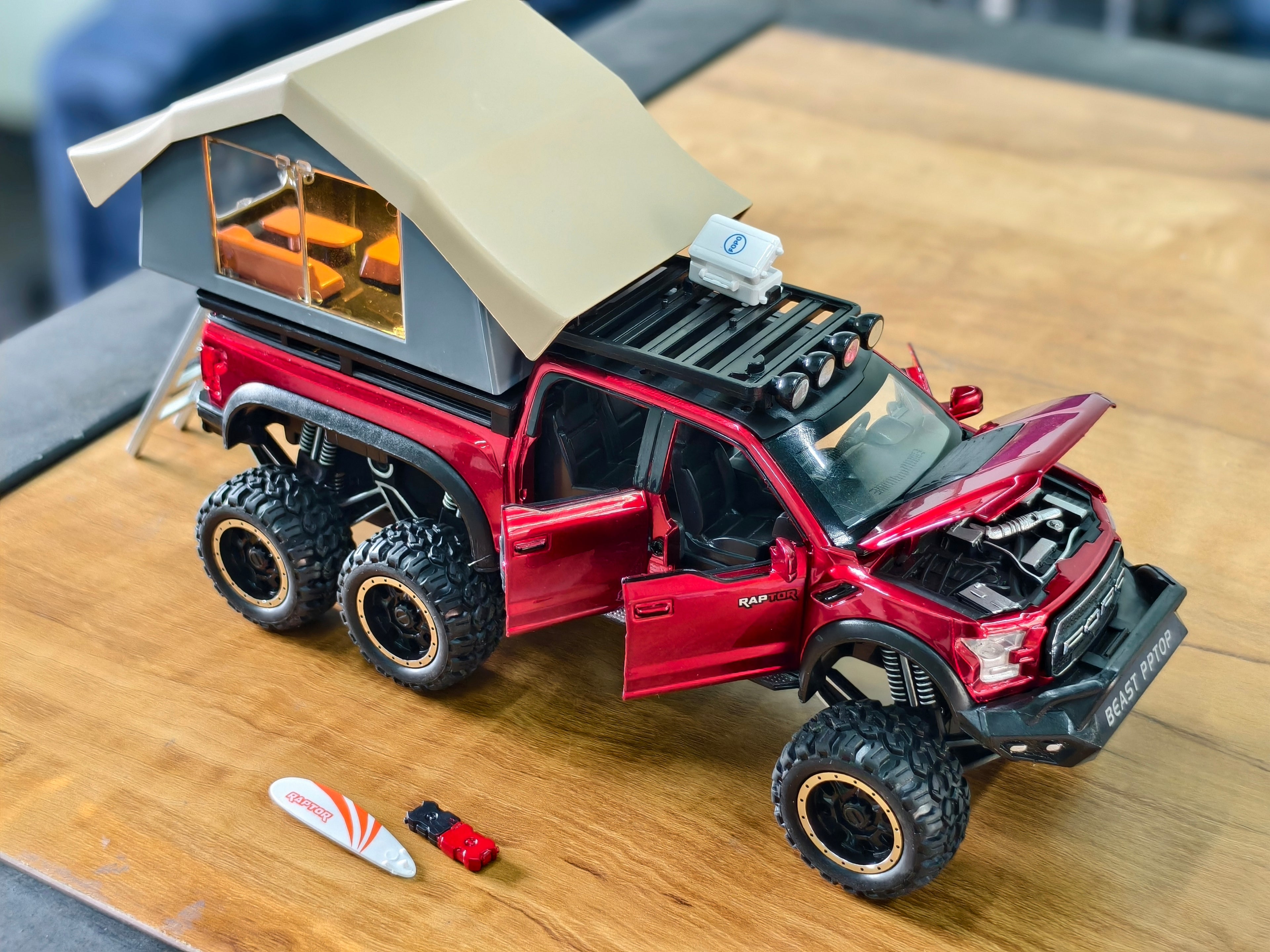 Ford Raptor F-150 Camper 1:24 Scale