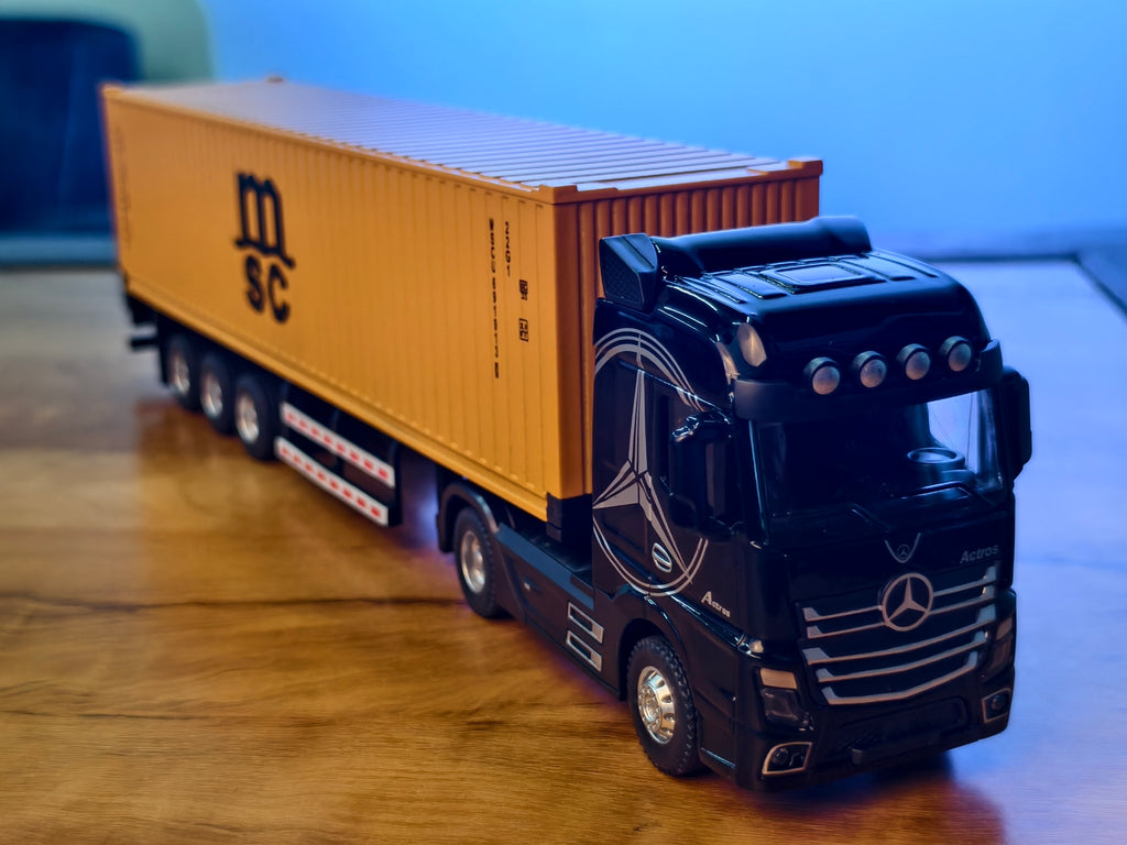 Mercedes-Benz Actros container truck (tractor-trailer) 1:50 Scale Big Size