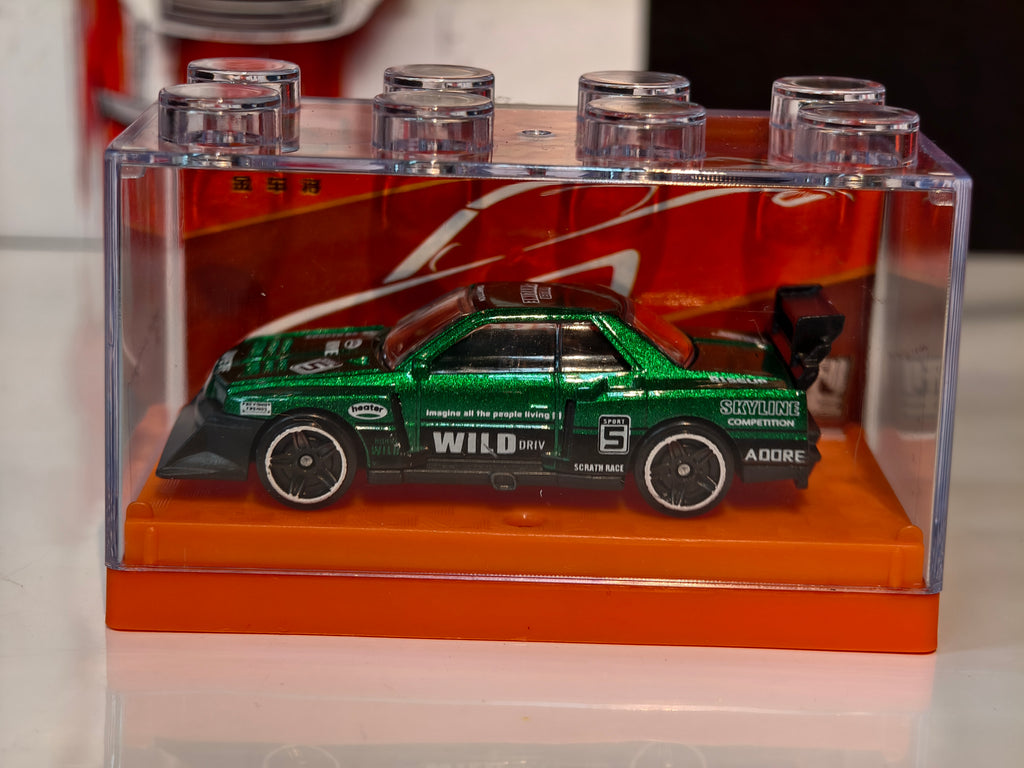 Nissan Skyline GTR (R32) 1:64 Scale in Acrylic Box