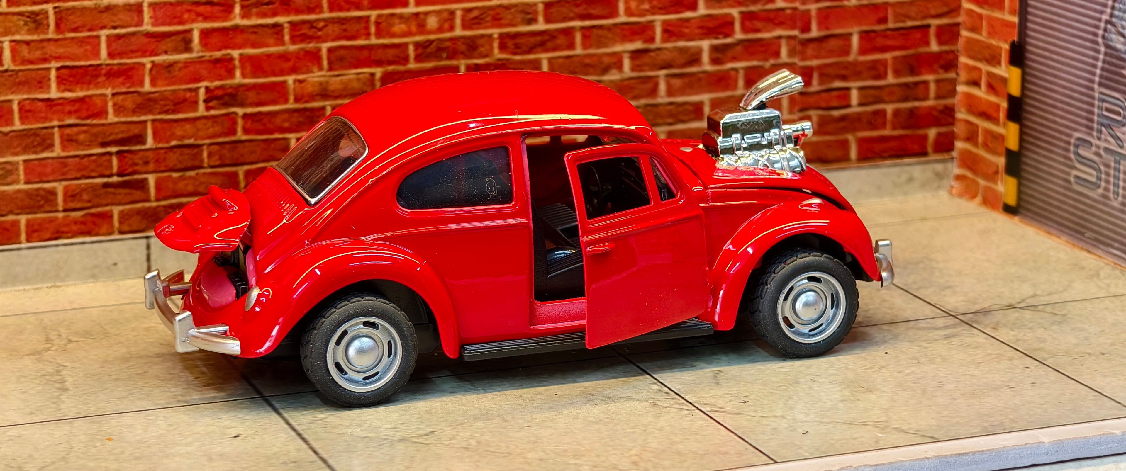 Volkswagen Beetle Super Charger Model 1:32 Scale