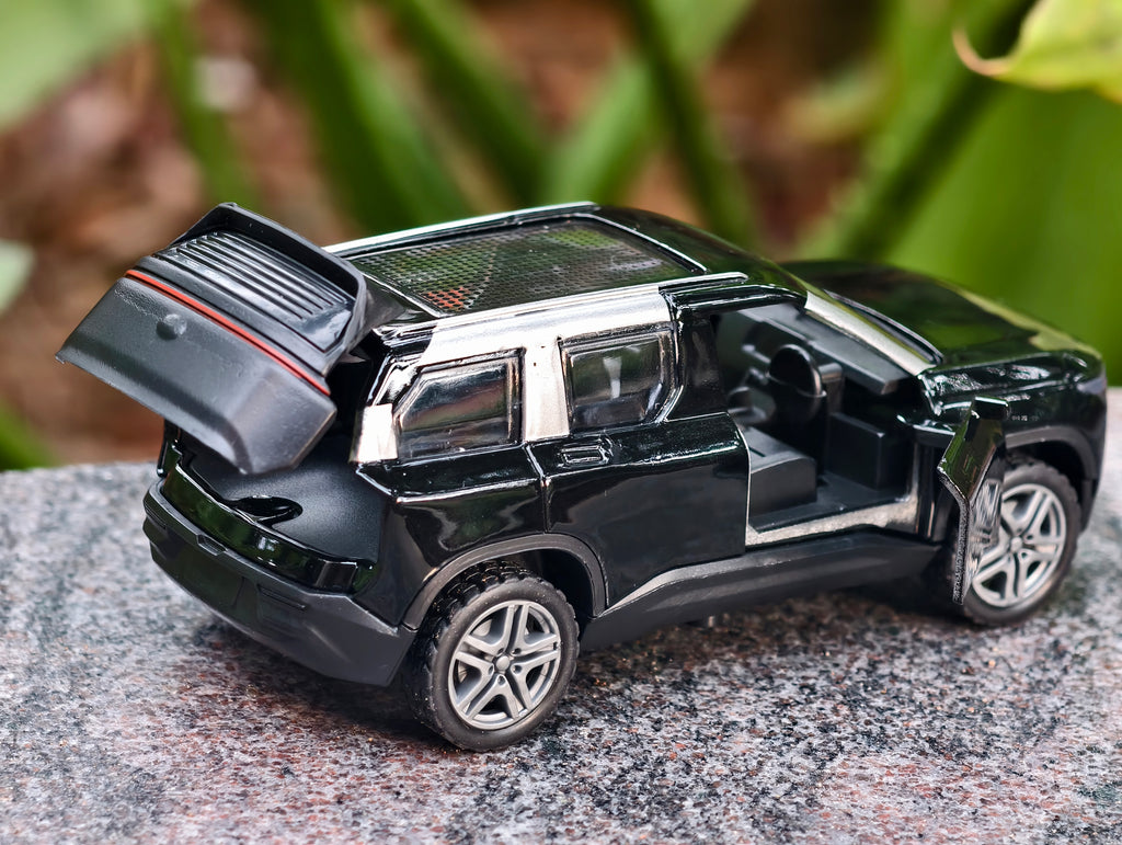 Tata Sierra 1:36 Scale Premium Detailing