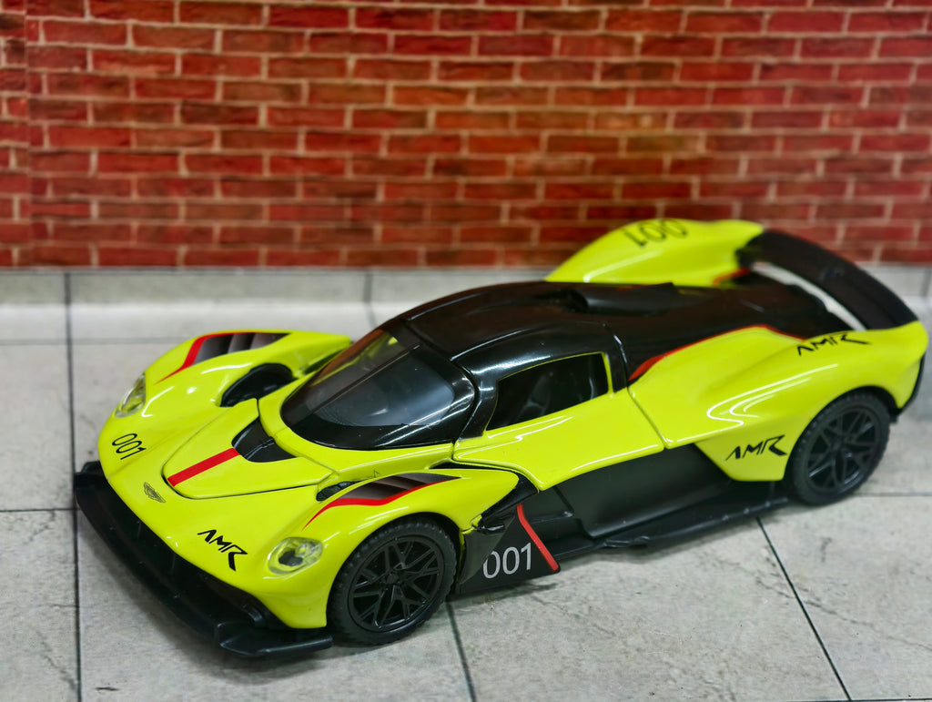 Aston Martin Valkyrie AMR Pro 1:32 Scale