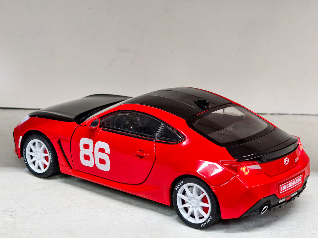 Toyota GT86 1:24 Scale Premium Detailing