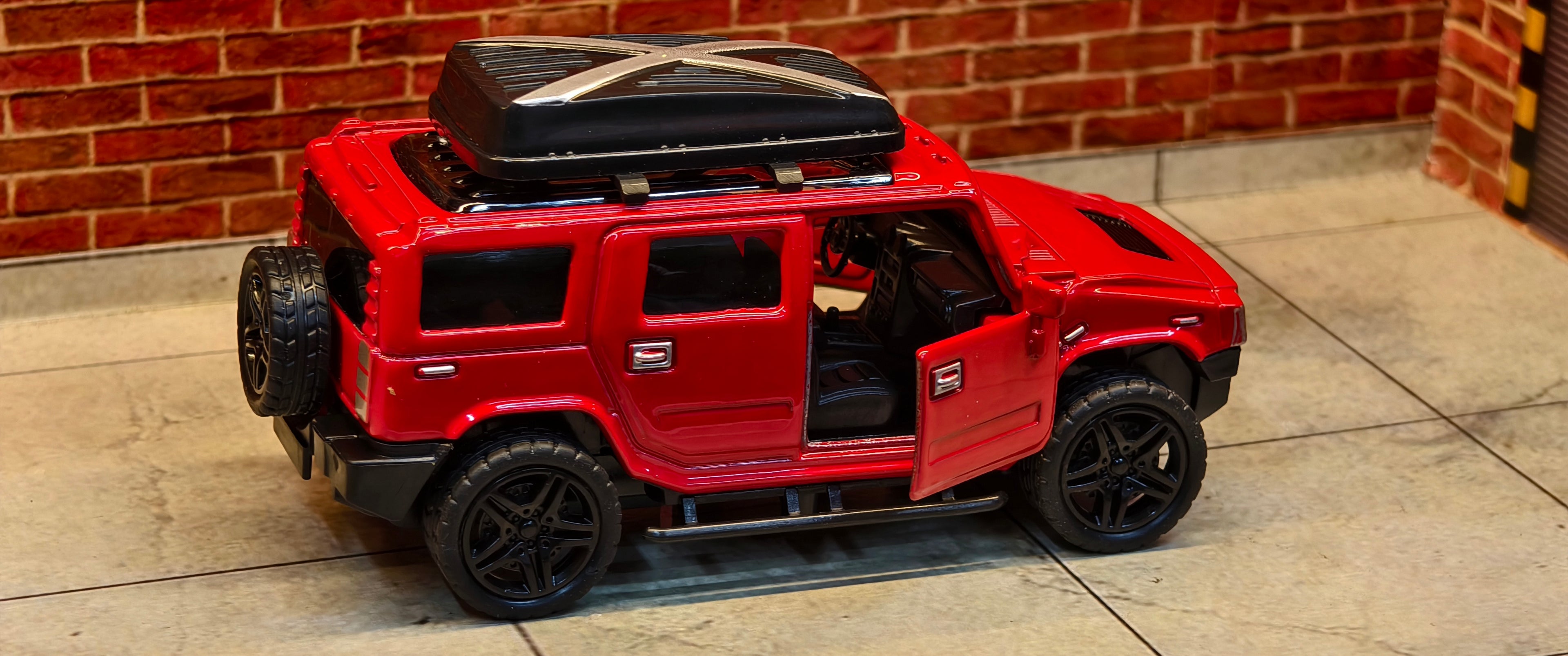 Hummer H2 (Red) 1:39 Scale Offroad