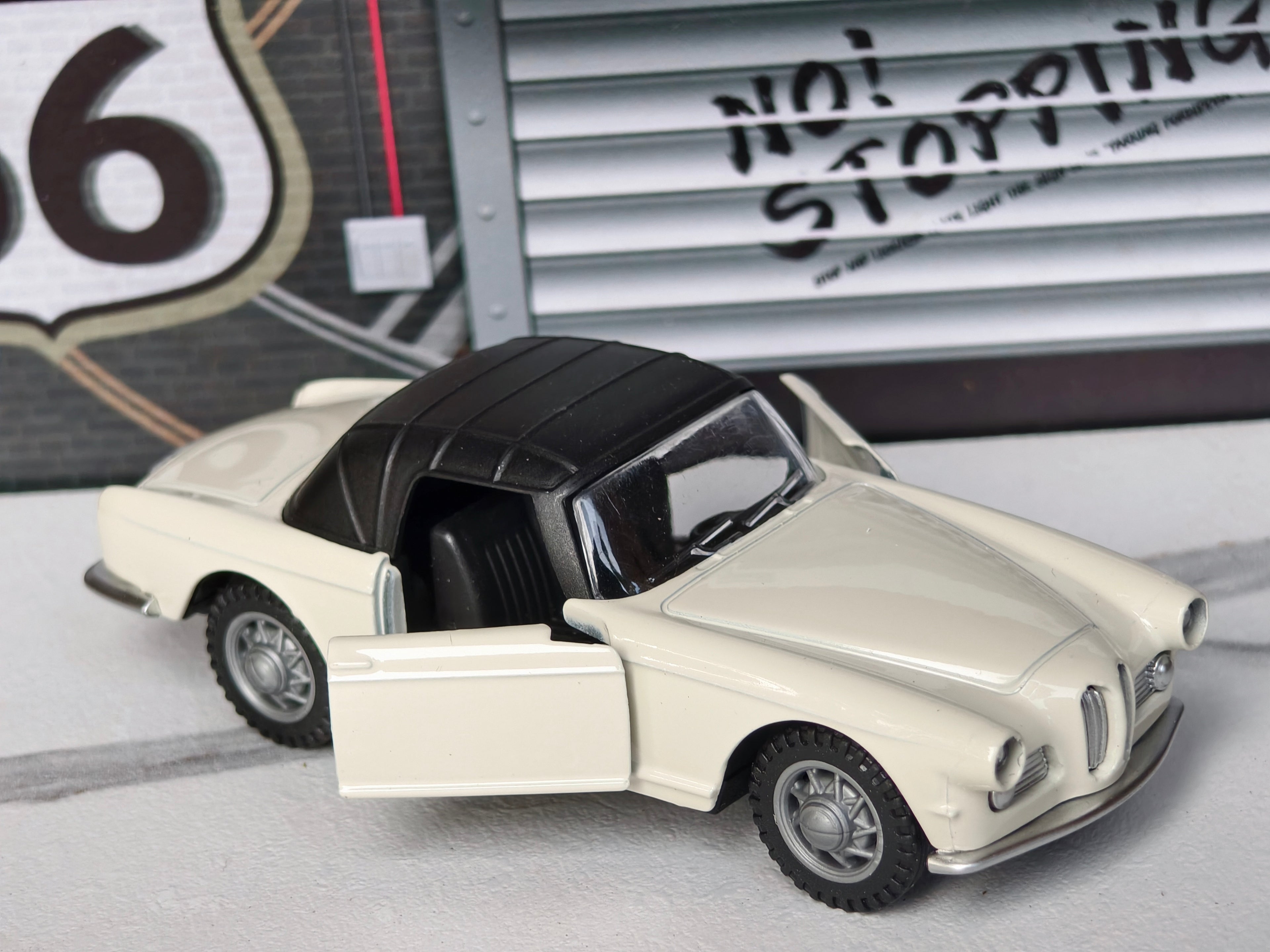 BMW 503 Convertible 1:36 Scale Classic Car
