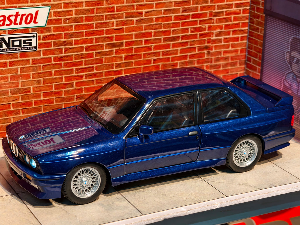 BMW E 30 Stock 1:24 Scale Premium Detailing