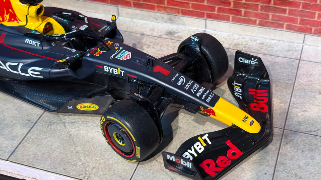 Rastar Official Licensed Formula 1 RB19 Oracle Redbull Racing 1:24 Scale Diecast