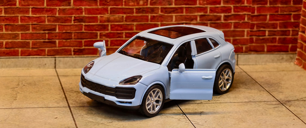 Porsche Cayenne Turbo 1:43 Scale