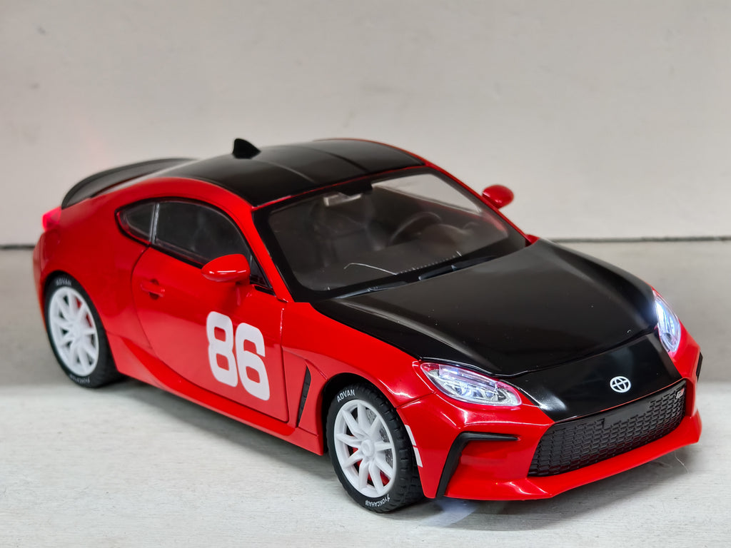 Toyota GT86 1:24 Scale Premium Detailing