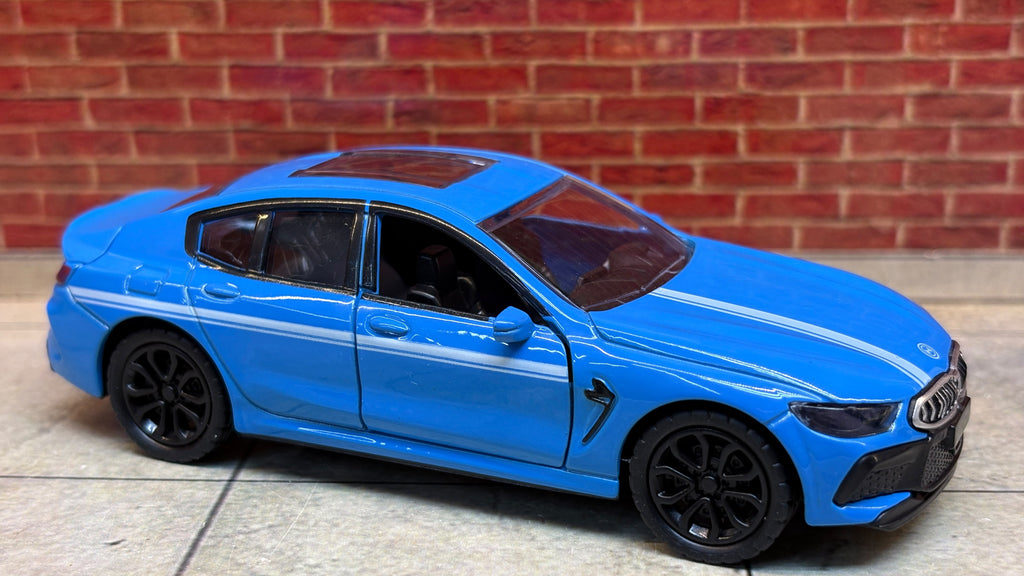 BMW M8 Gran Coupé (F93) 1:36 Scale Premium Detailing