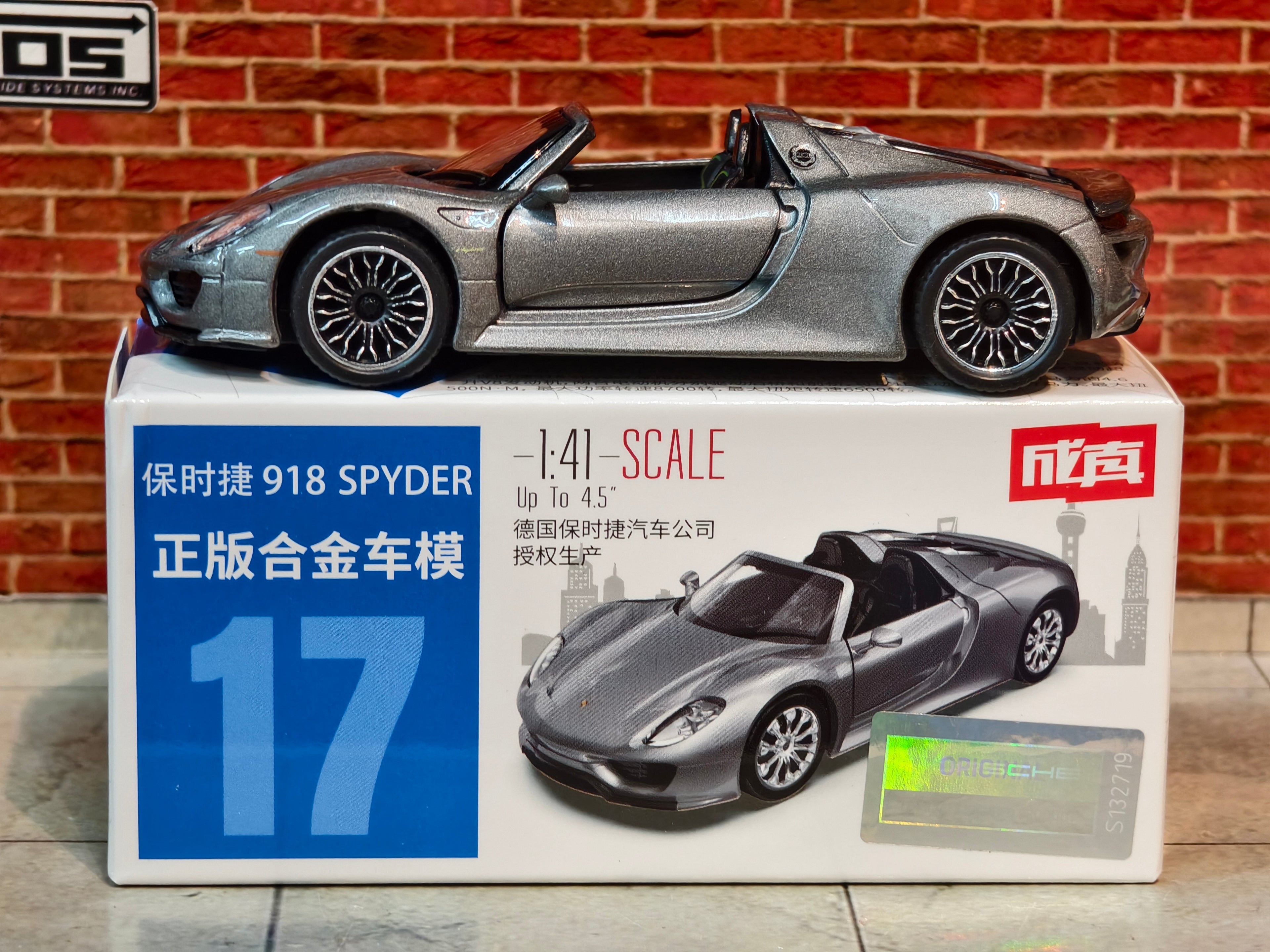 MSZ Official Licensed PORSCHE 918 SPYDER 1:41 Scale