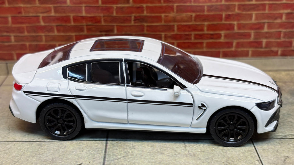 BMW M8 Gran Coupé (F93) 1:36 Scale Premium Detailing