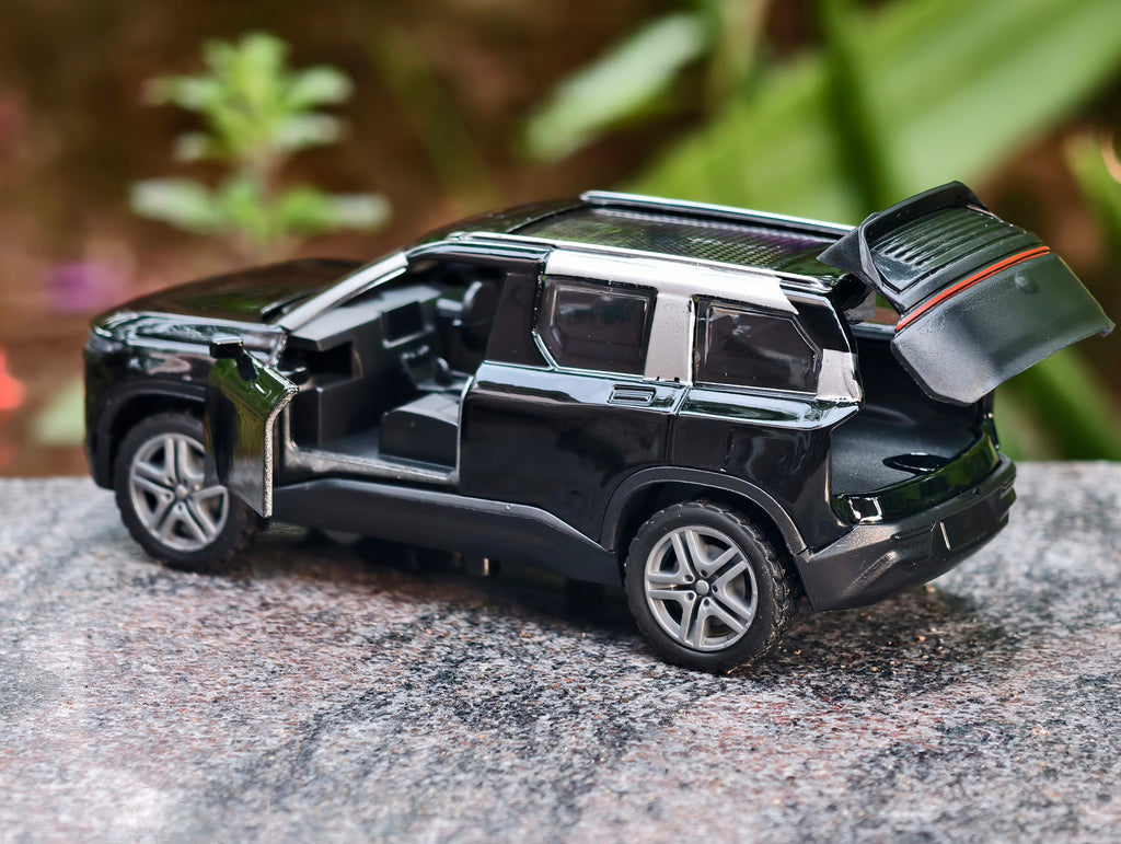 Tata Sierra 1:36 Scale Premium Detailing