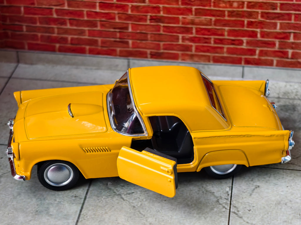 Ford Thunderbird 1955 1:32 Scale