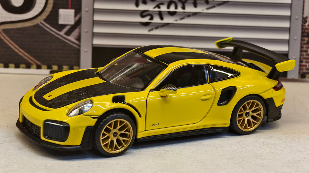 Official Licensed Porsche 911 GT 2 RS 1:32 by MSZ