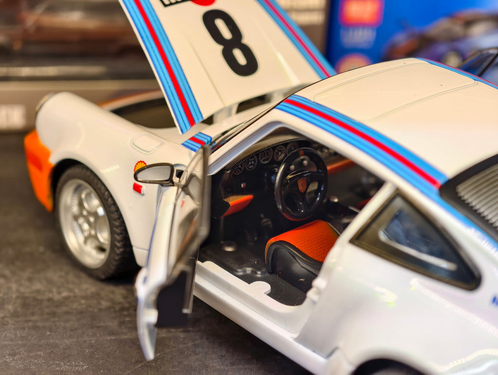 Porsche 911 (964) Turbo 1:24 Scale Premium  Scale model Martini Racing Livery