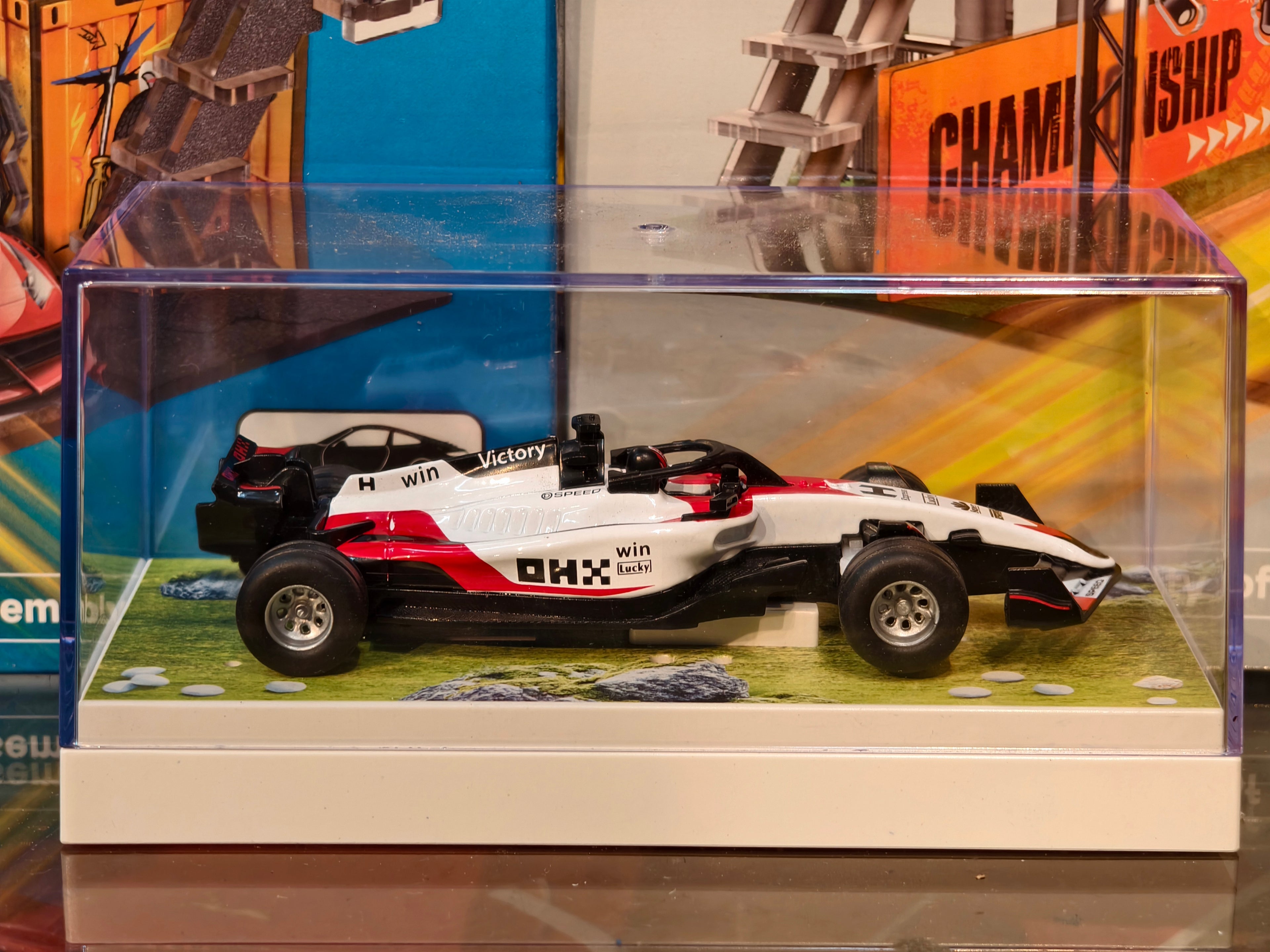 TRASPED Minir RC F1 1:64 Diecast RC Cars