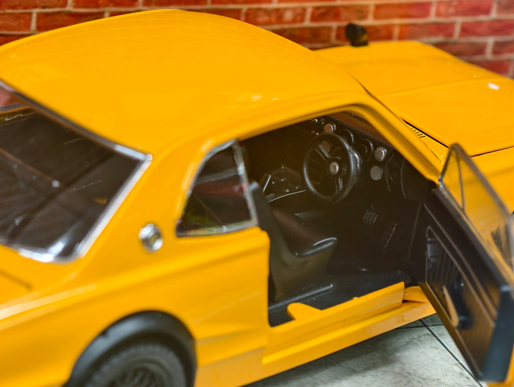 Nissan Skyline GT-R 1969 Model 1:22 Scale Premium Detailing