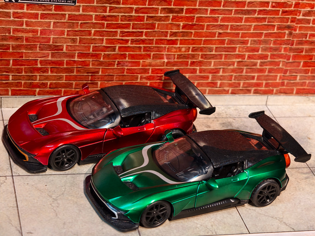 Aston Martin Vantage GT 4 1:36 Scale