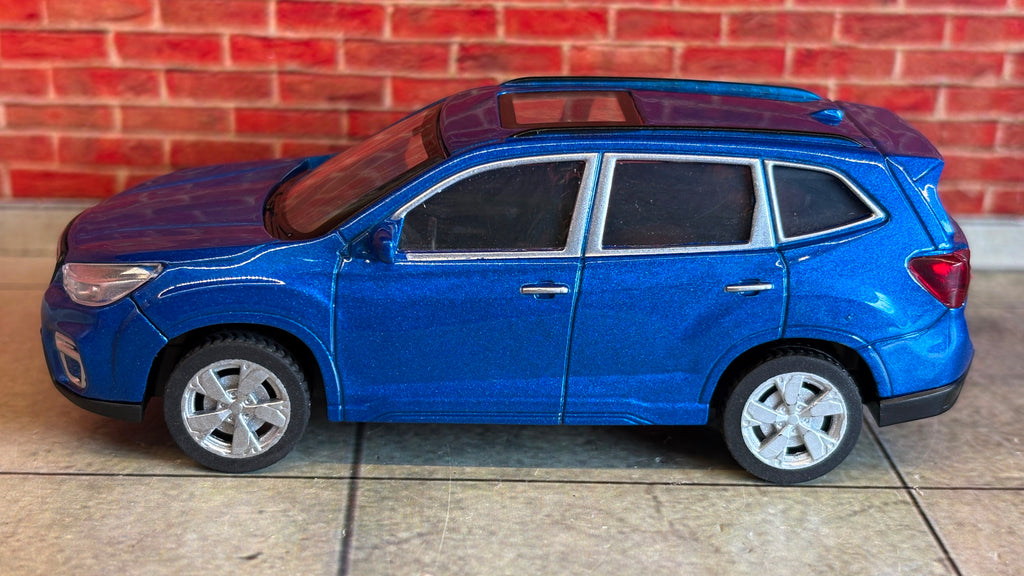 QY Official Licensed Subaru Forester 1:43 Scale Premium Detailing