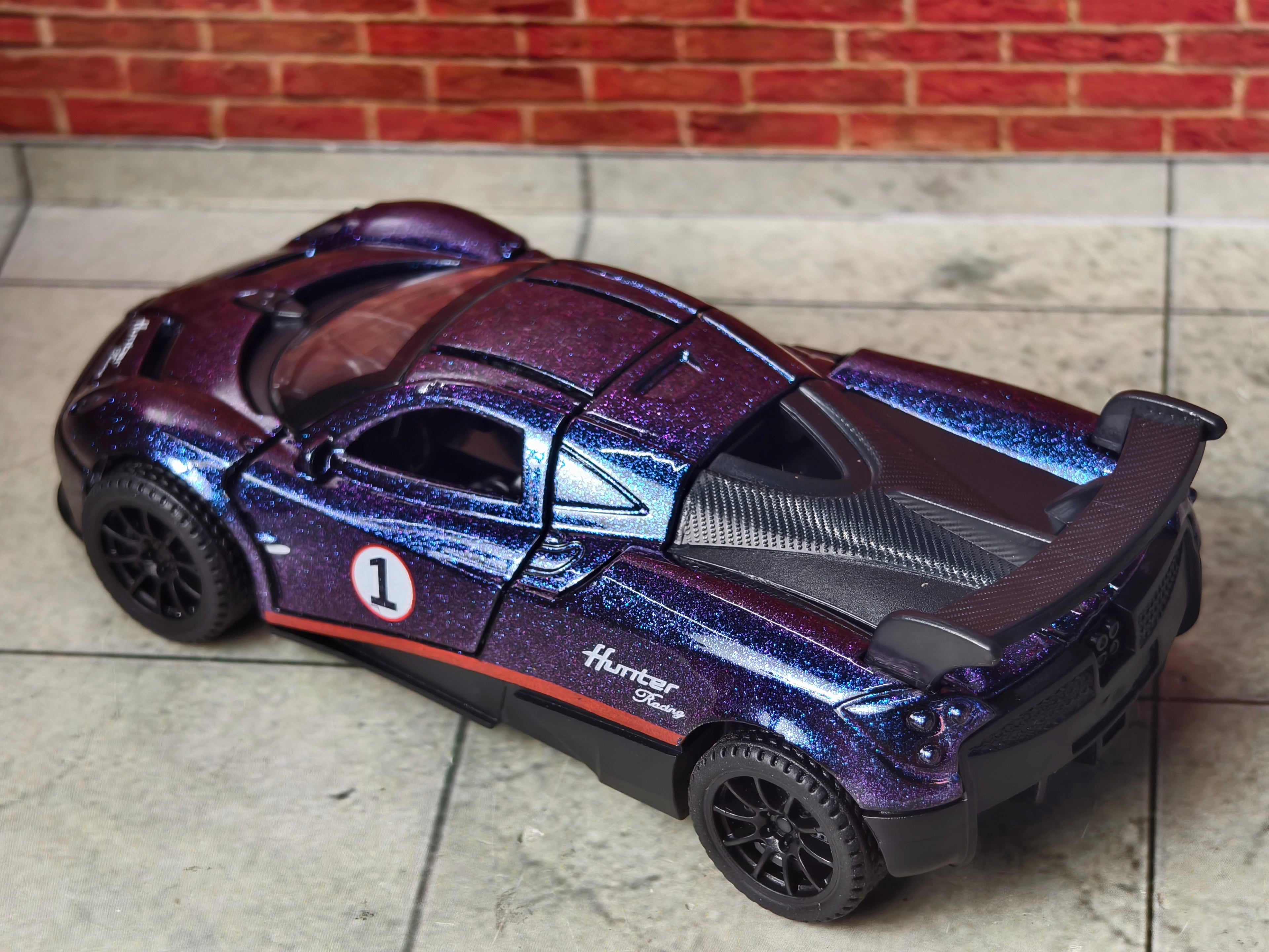 Pagani Huayra 1:36 Scale 3 Doors Openable