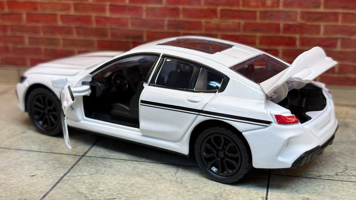 BMW M8 Gran Coupé (F93) 1:36 Scale Premium Detailing