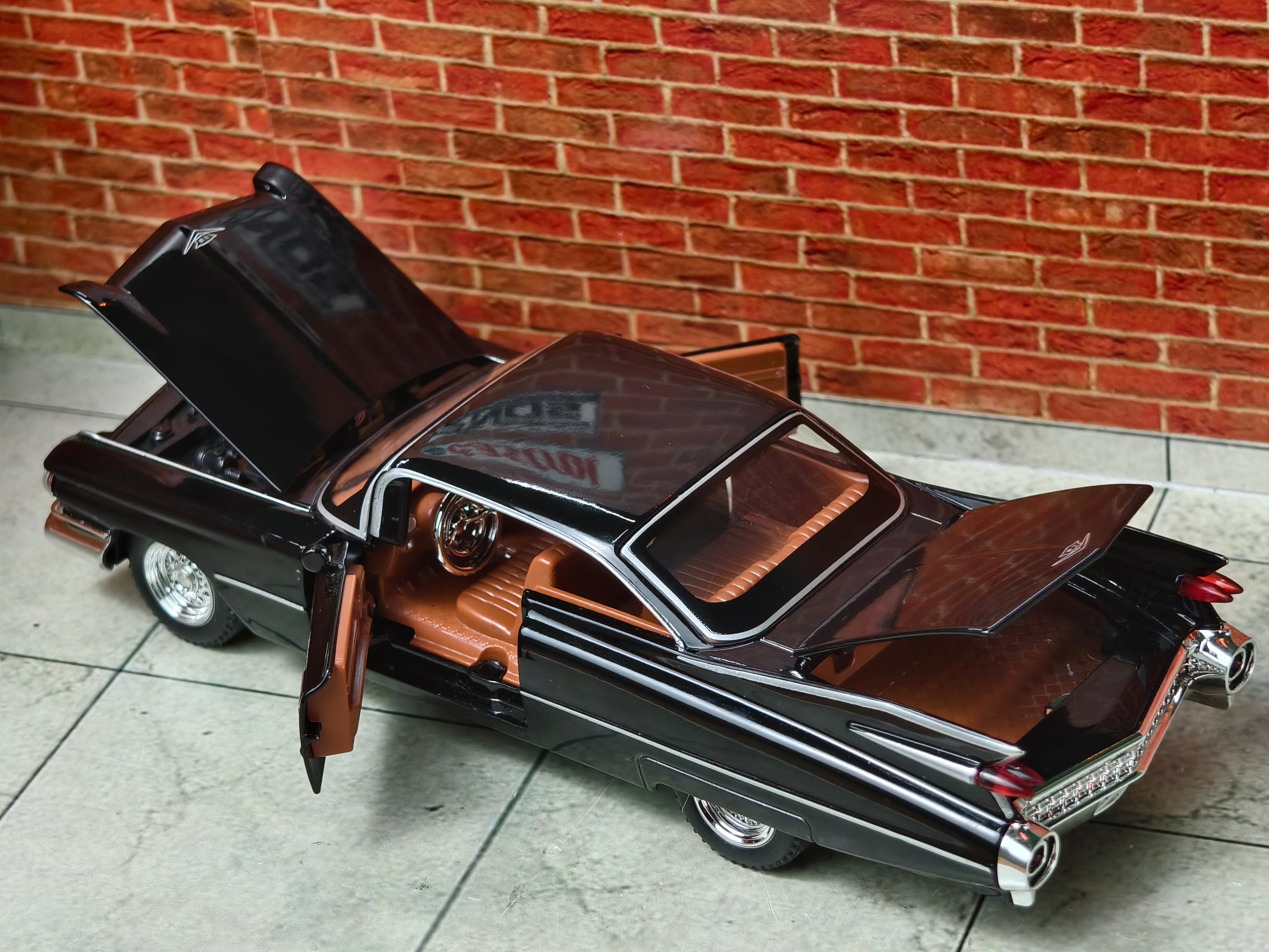 1959 Cadillac Coupe de Ville 1:32 SCALE