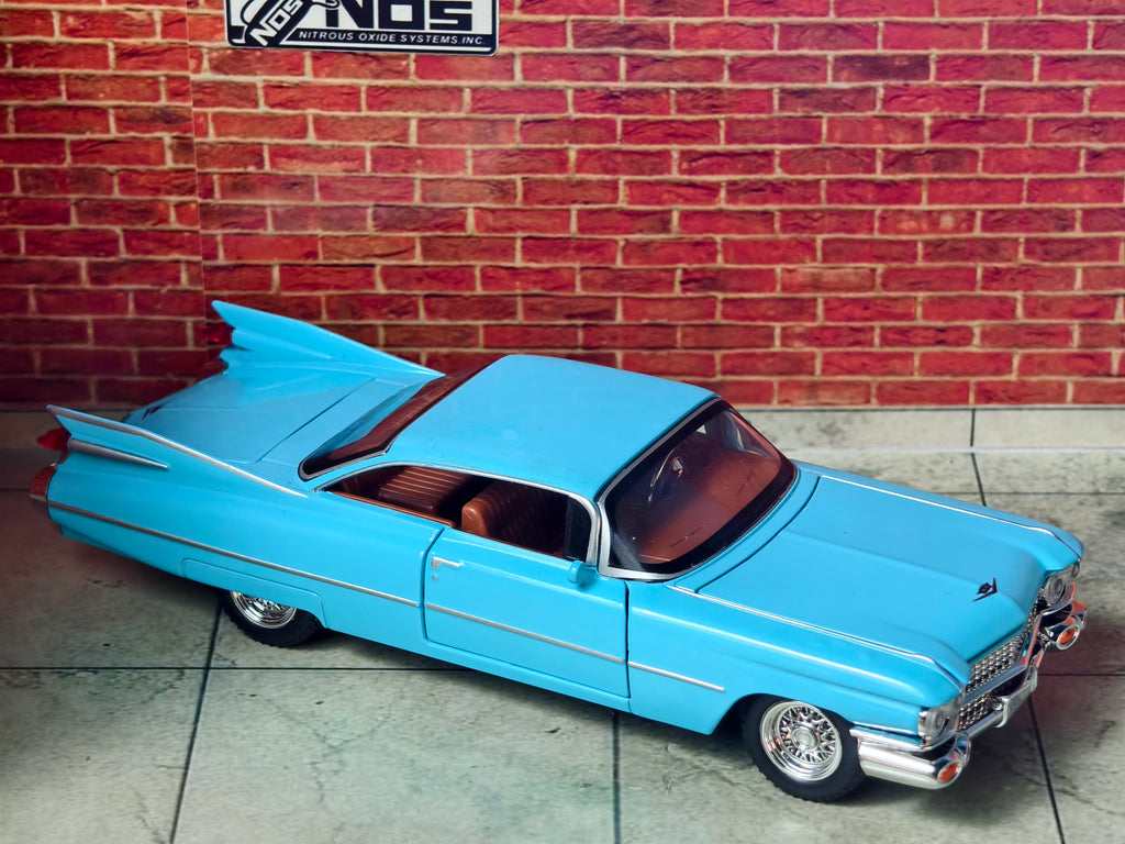 1959 Cadillac Coupe de Ville 1:32 SCALE