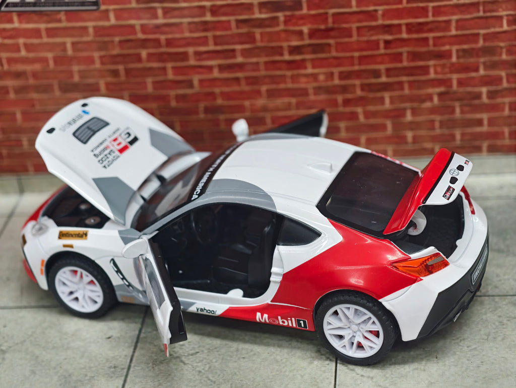 Toyota GR86 1:32 Scale Premium Detailing