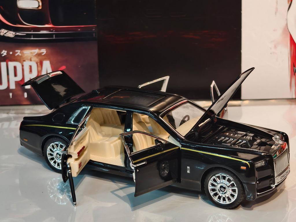 Rolls Royce Phantom VIII 1:24 Scale Premium Detailing