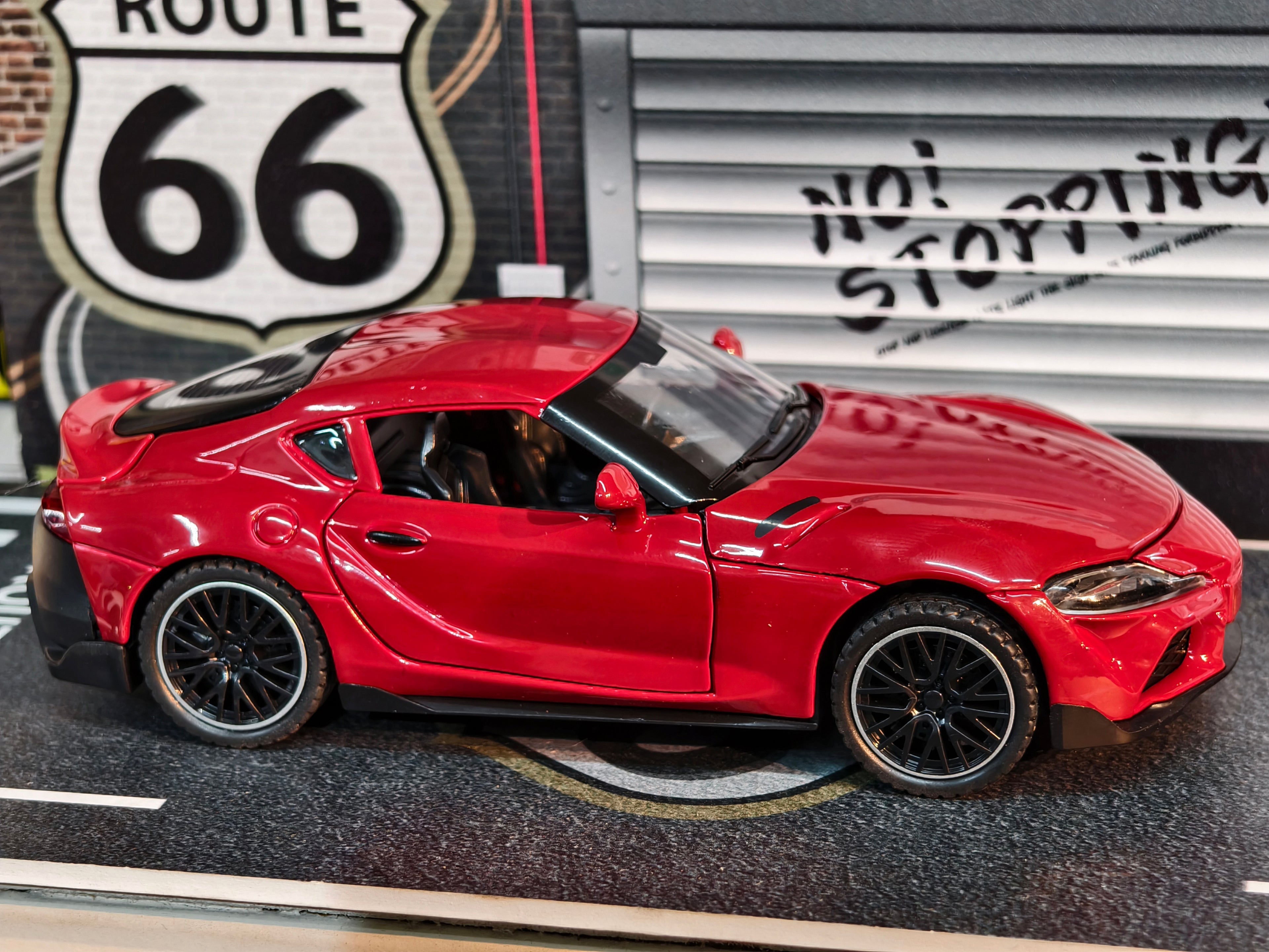 Toyota Supra GR 1:32 Scale