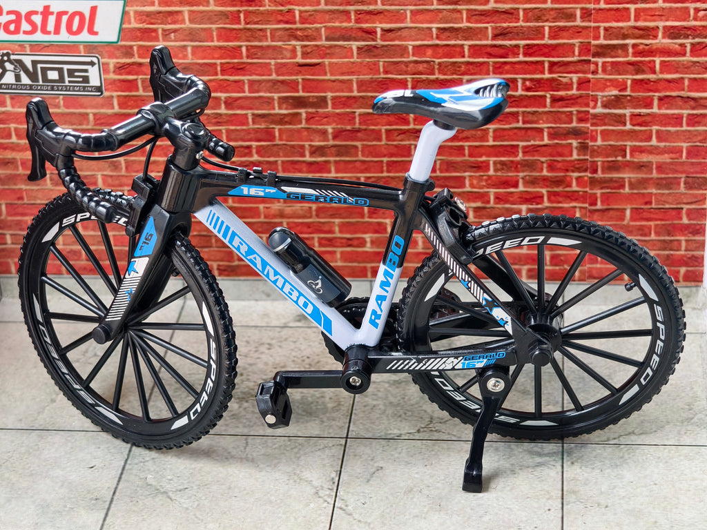 Cycle Model Fully Functional  1:8 Scale ABS