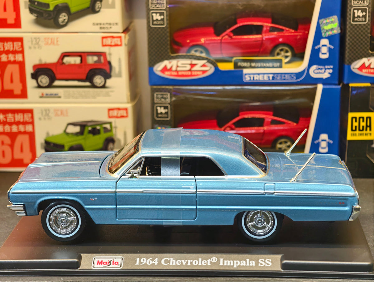 Maisto Official Licensed 1964 Chevrolet Impala SS 1:26 Scale
