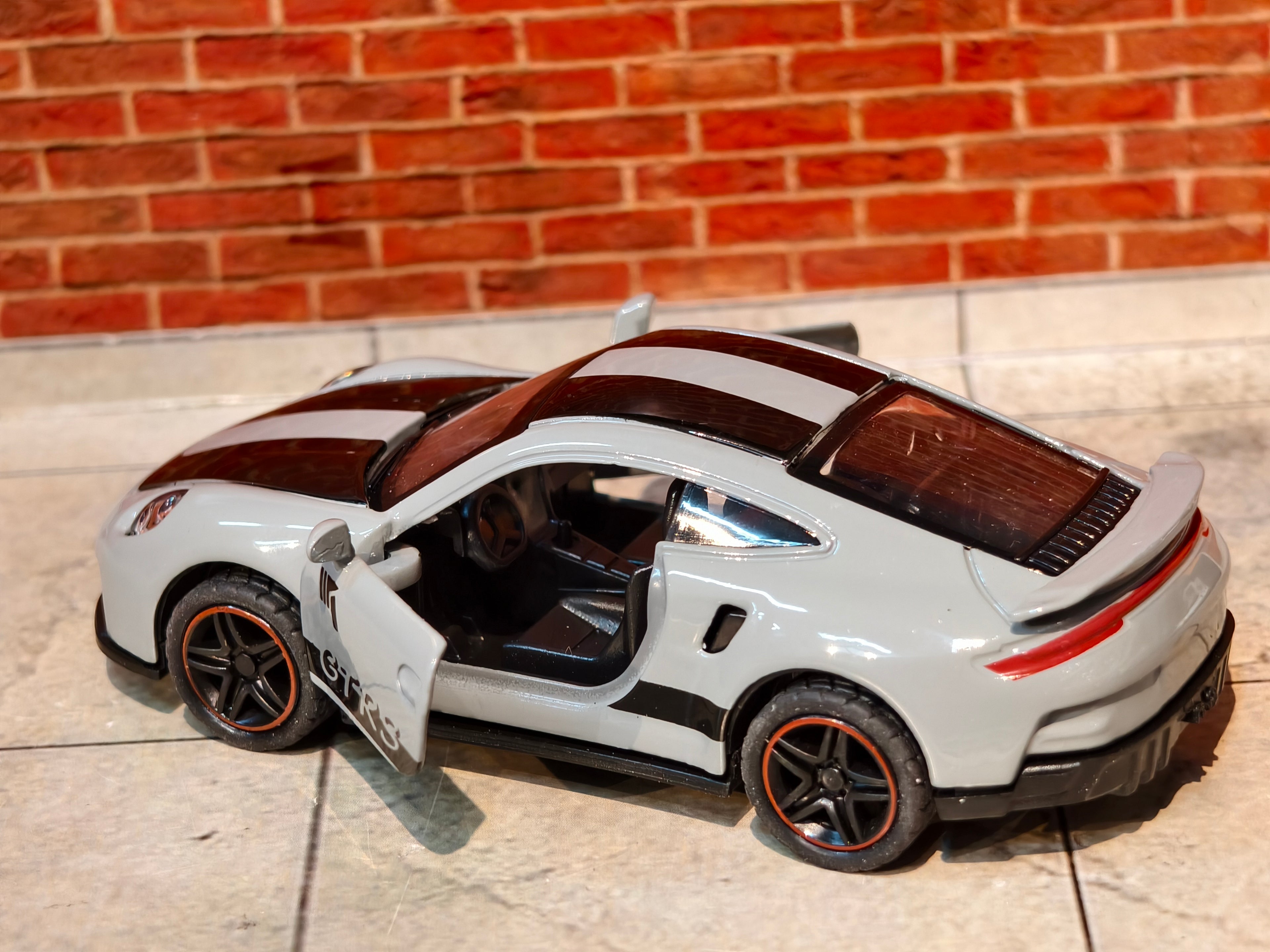 Porsche 911 GT2RS 1:43 Scale Box Piece