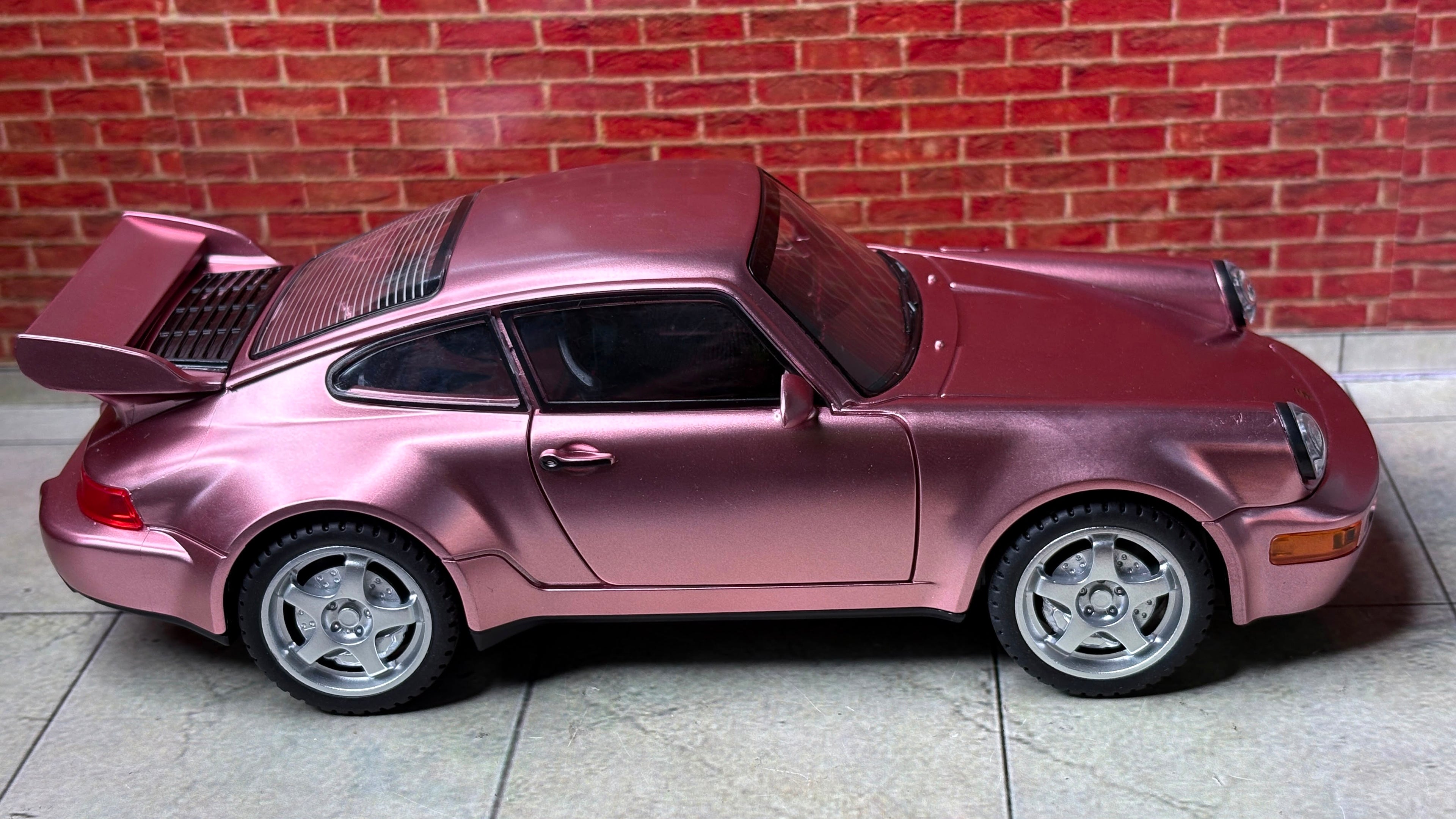 Porsche 911 (964) Turbo 1990 s 1:24 ABS Premium Detailing