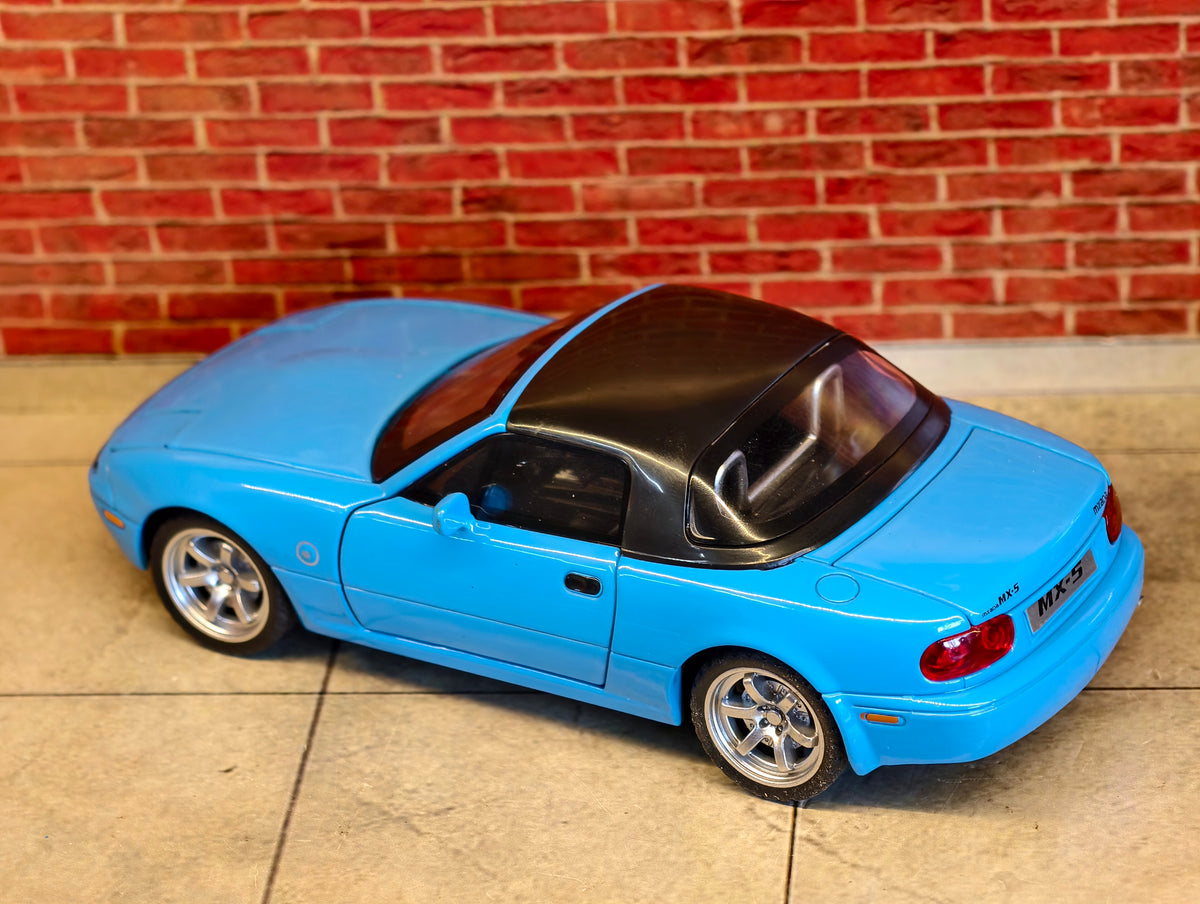 Mazda MX-5 Miata (NA) Roadster
